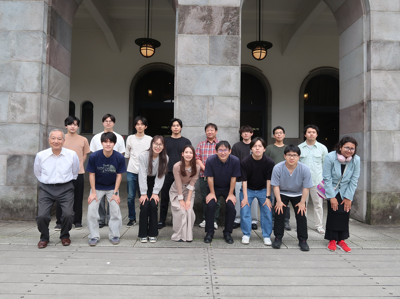 平成28年度 九州大学光物性研究室 集合写真